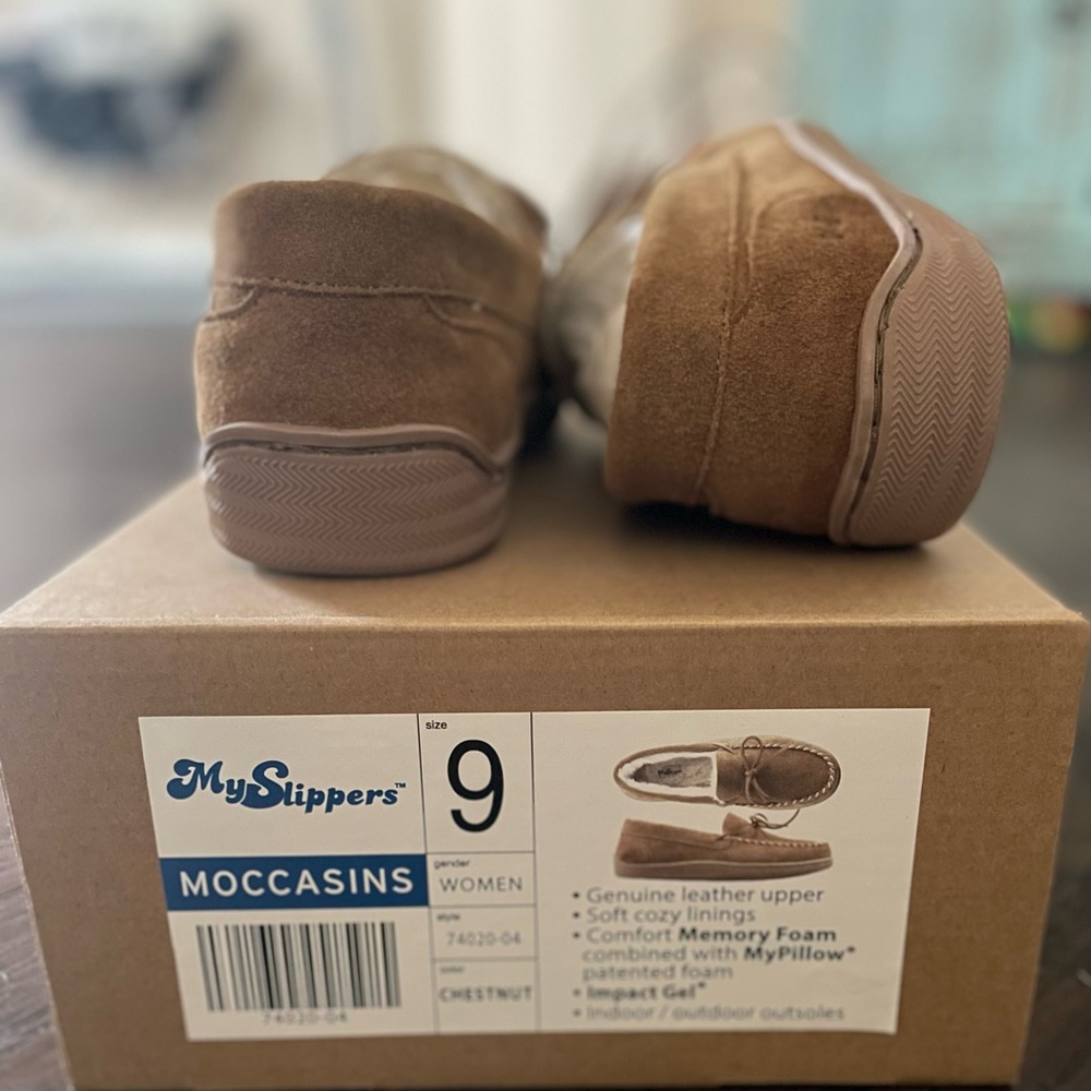 My Slippers Womens 9 brand new